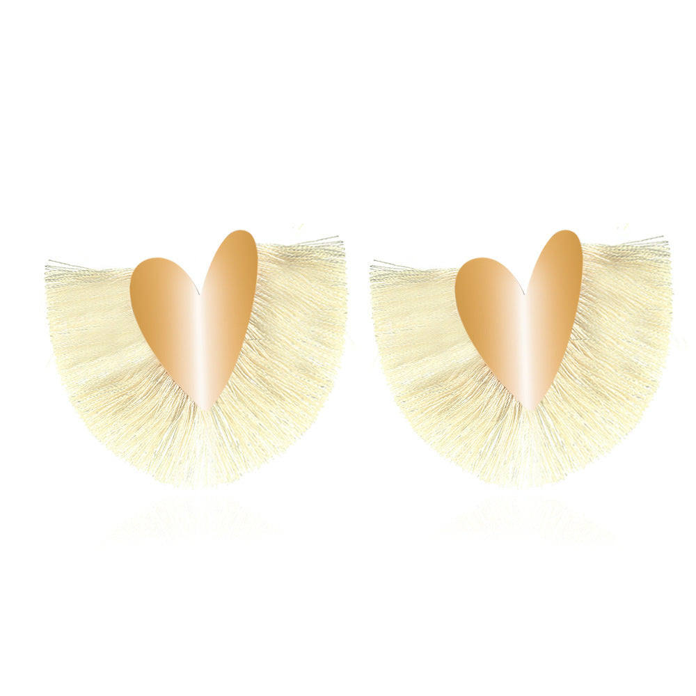 Wholesale Bohemian Exaggerated Scalloped Tassel Vintage Love Earrings